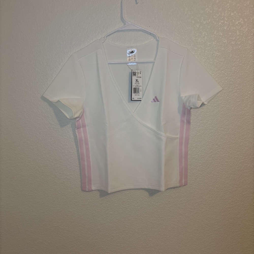 Adidas SEASONAL ESSENTIALS 3-STRIPES CROP TEE size XL women's